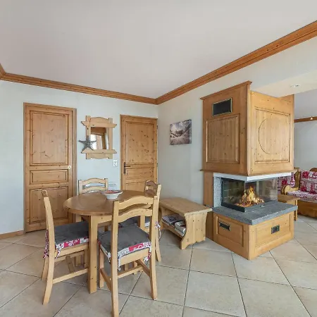 Spacieux Pour 6, Proche Pistes, Parking Et Wifi - Fr-1-640-11 Apartment *
